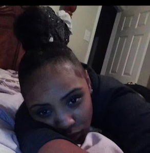 Meet your Posher, Paris